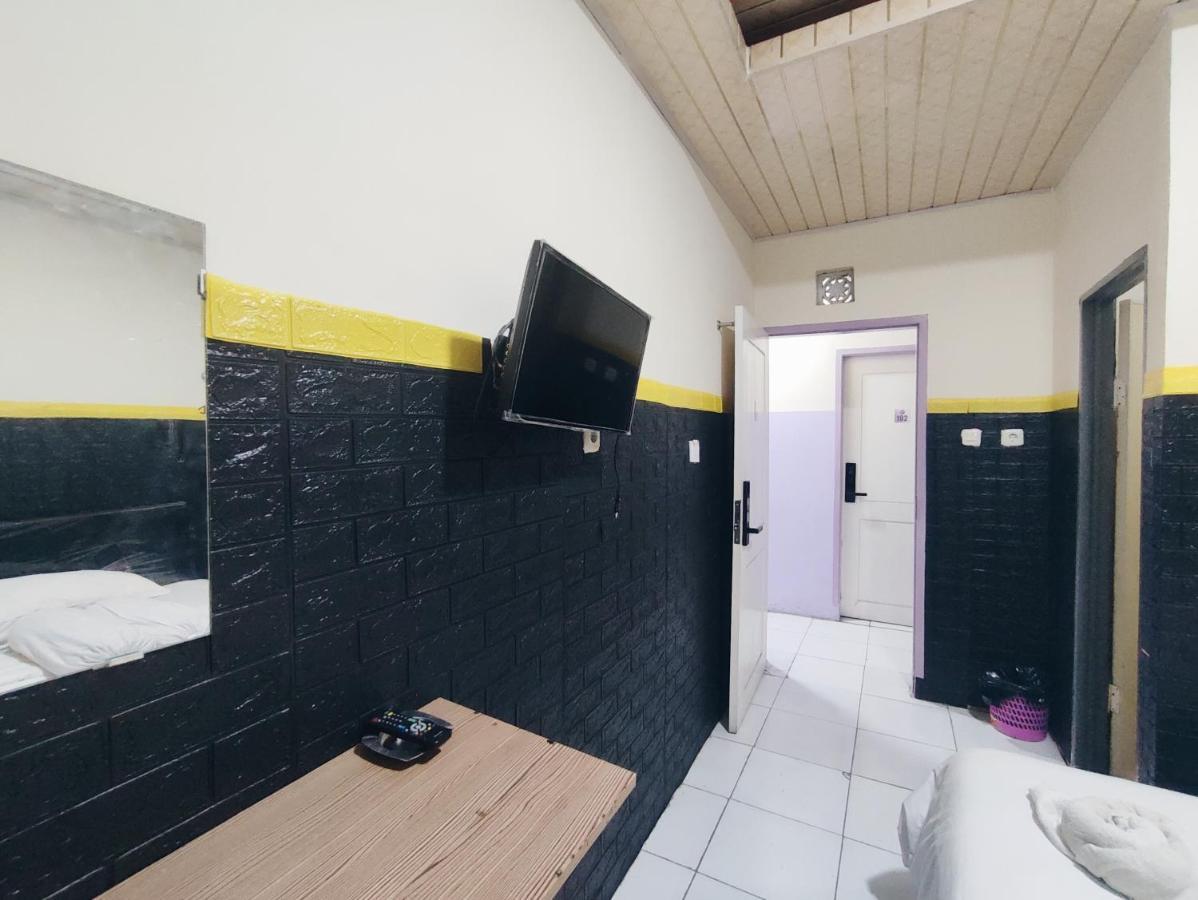 Superstar Residence Tomohon Redpartner Ngoại thất bức ảnh